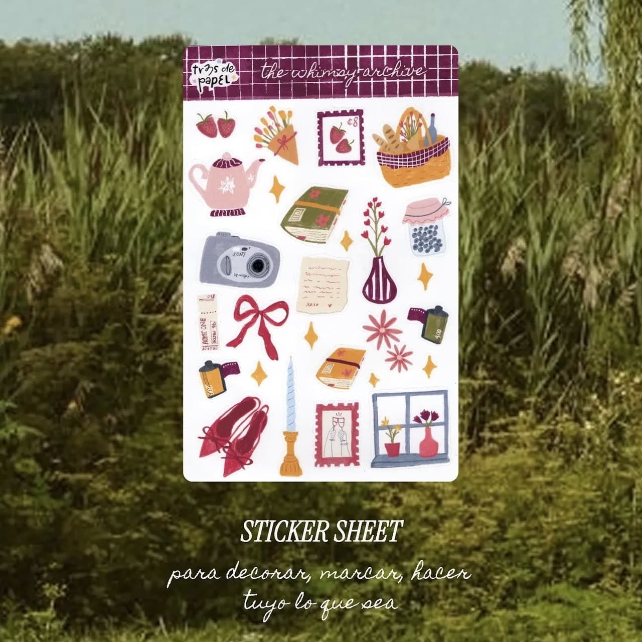 Hoja de stickers del kit The Whimsy Archive, con ilustraciones de picnic, cámaras y flores.